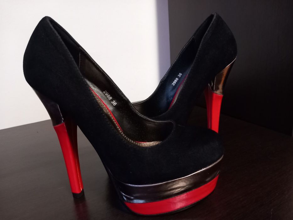 Pantofi platforma