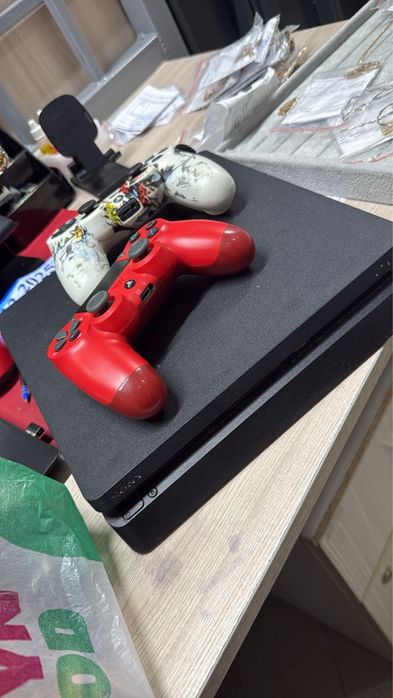 Sony playstation 4 slim cuh-2208B