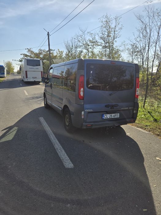 Opel Vivaro 8+1 2008