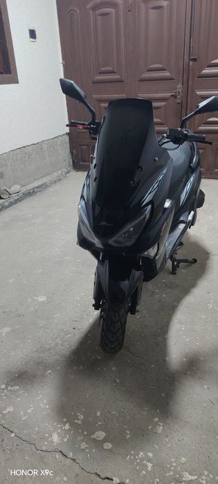 Skuter Obmen Qilaman iphone 13 pro Max ga