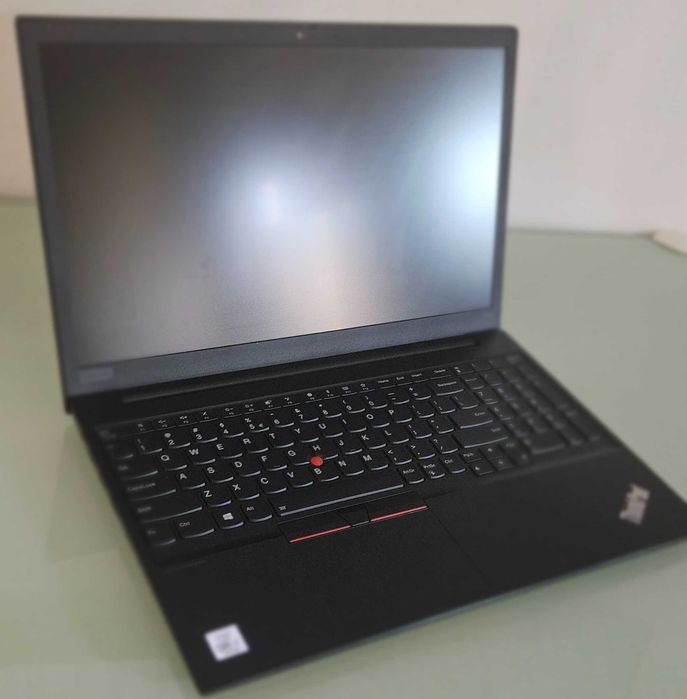 Laptop Lenovo ThinkPad E15 I7/16GB/512SSD