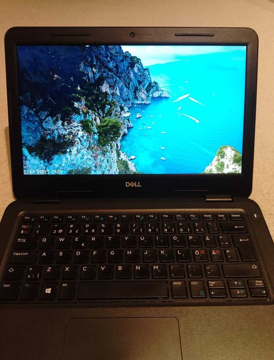 Ultrabook Dell Latitude 3310, i3-8145U, 8gb ddr4, 128gb ssd M2,