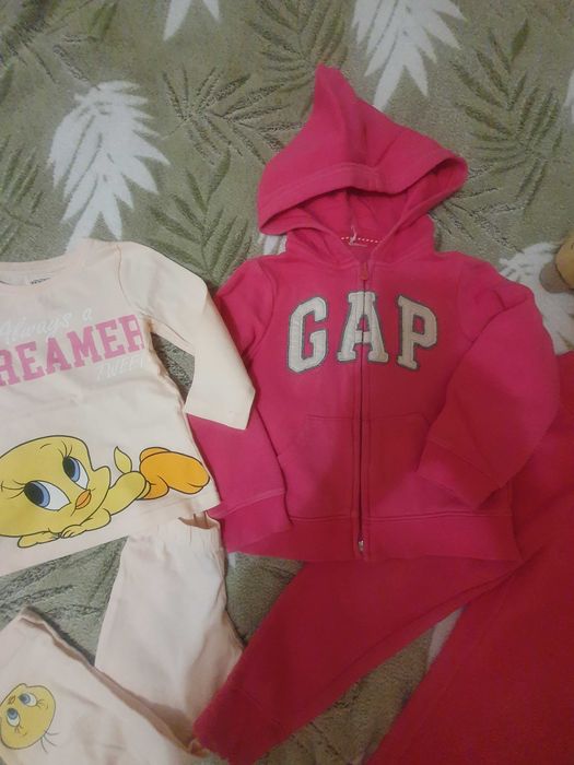 Костюм Gap и пижама