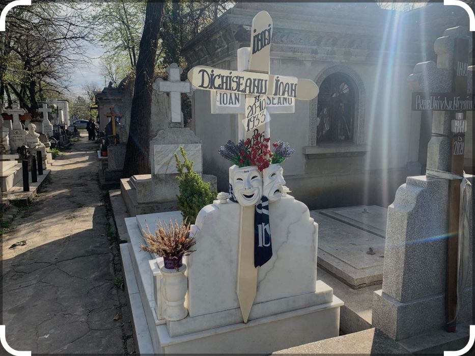 Cedez vand loc de veci cimitirul Bellu pe aleea artistilor