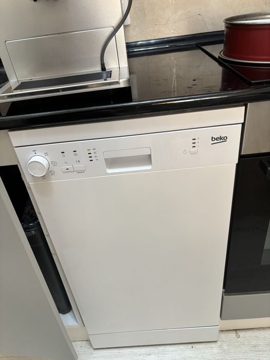 ПРОДАМ посудомоечную машину beko