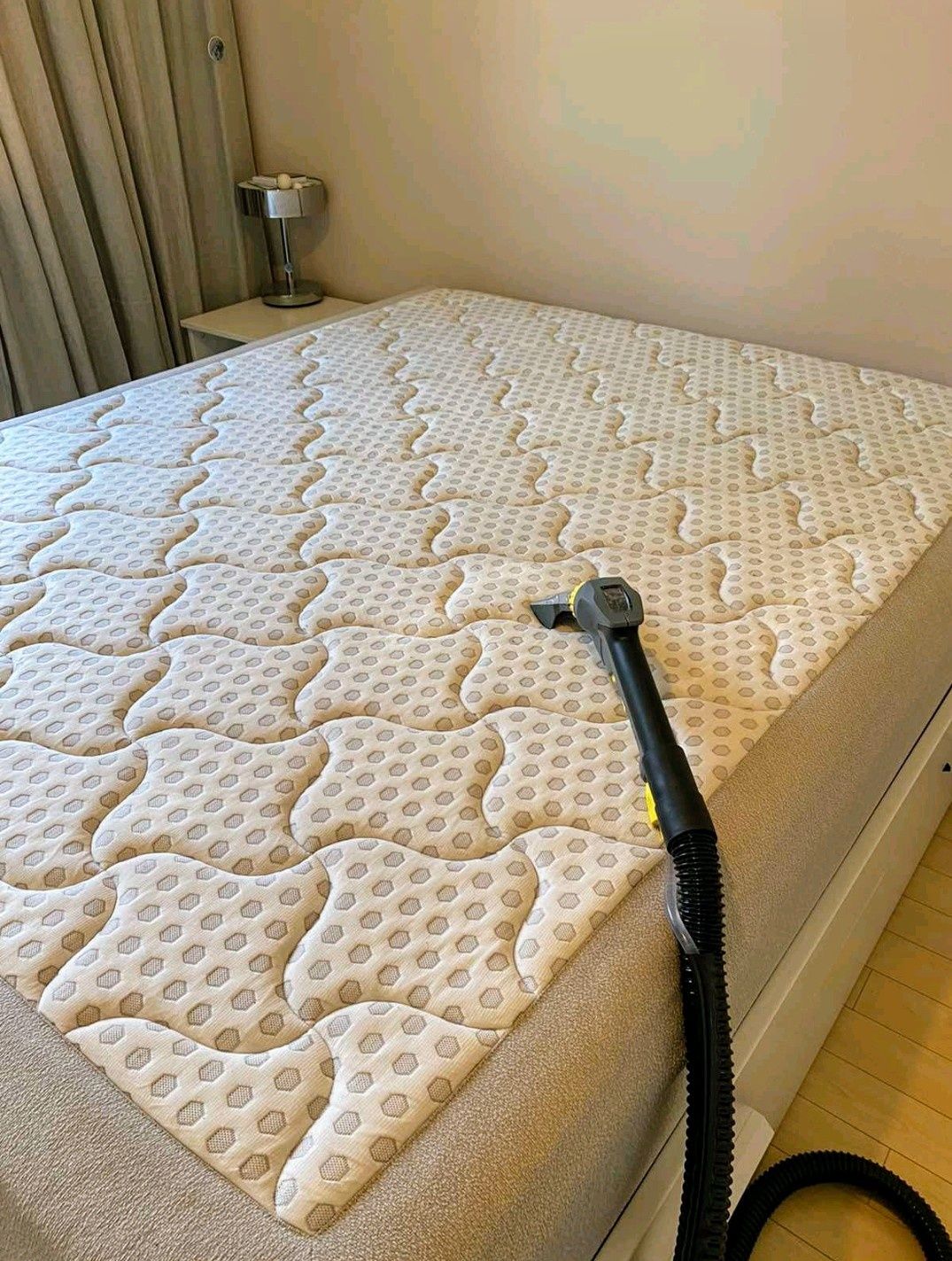 Haura Cleaning- Професионално пране на мека мебел и матраци в София
