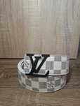 Curea Louis Vuitton