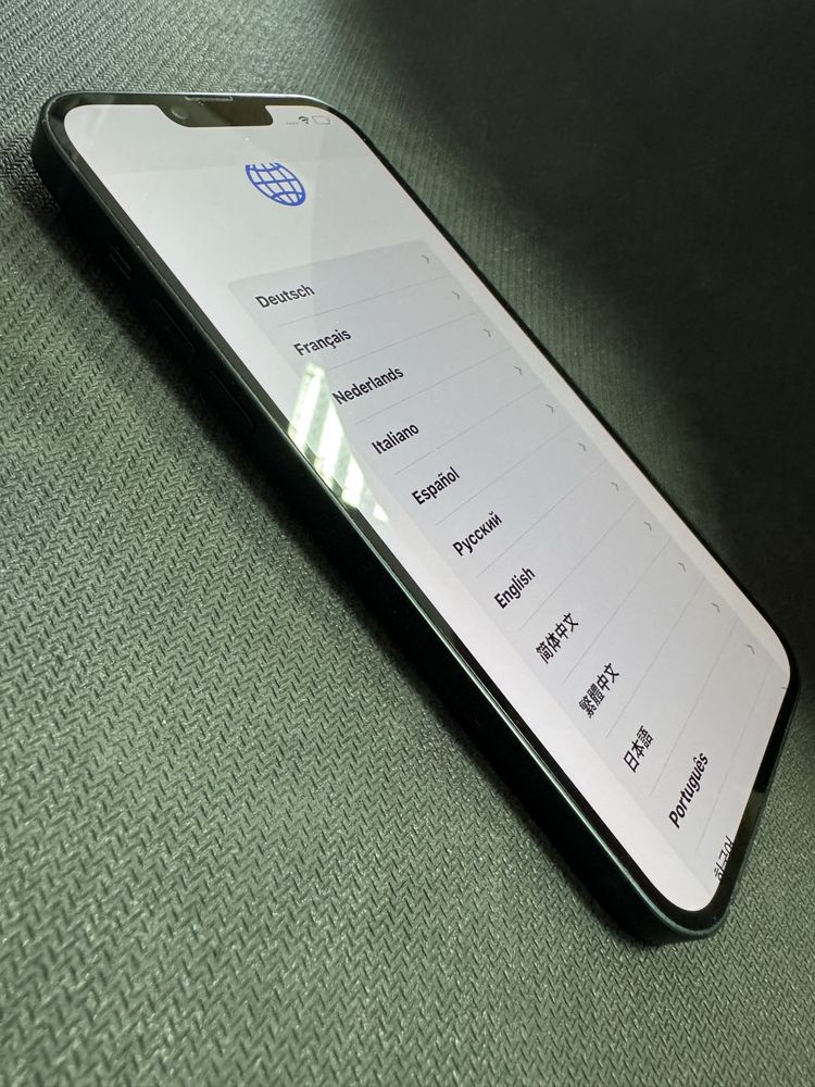 iPhone 14 Plus 128gb - заключен с айклауд