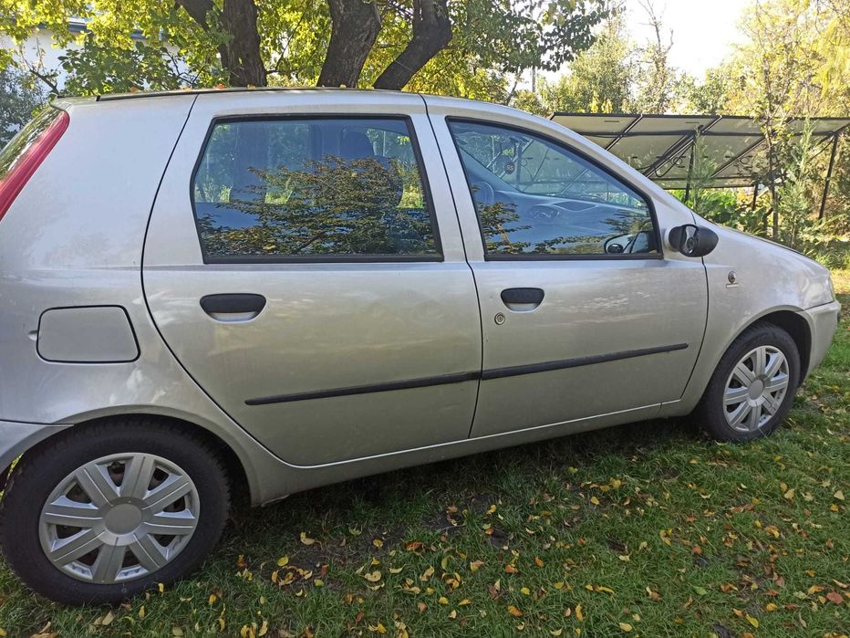 Fiat Punto 1.2 benzină – An 2003 – 120.000 km – ITP 04/2026