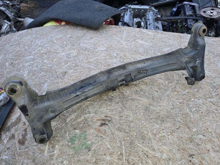 Балка задняя Тойота Камри 20 Toyota Camry windom виндом Грация