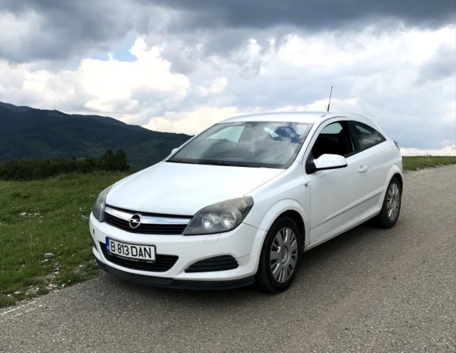 Opel Astra GTC 1.8 140 CP 2009