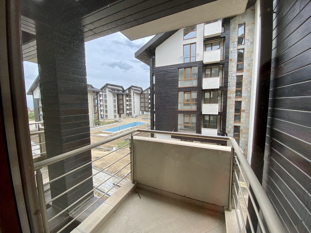 Продава се Тристаен апартамент в Разлог - 85 кв.м за 556 €/кв.м - Снимка #8
