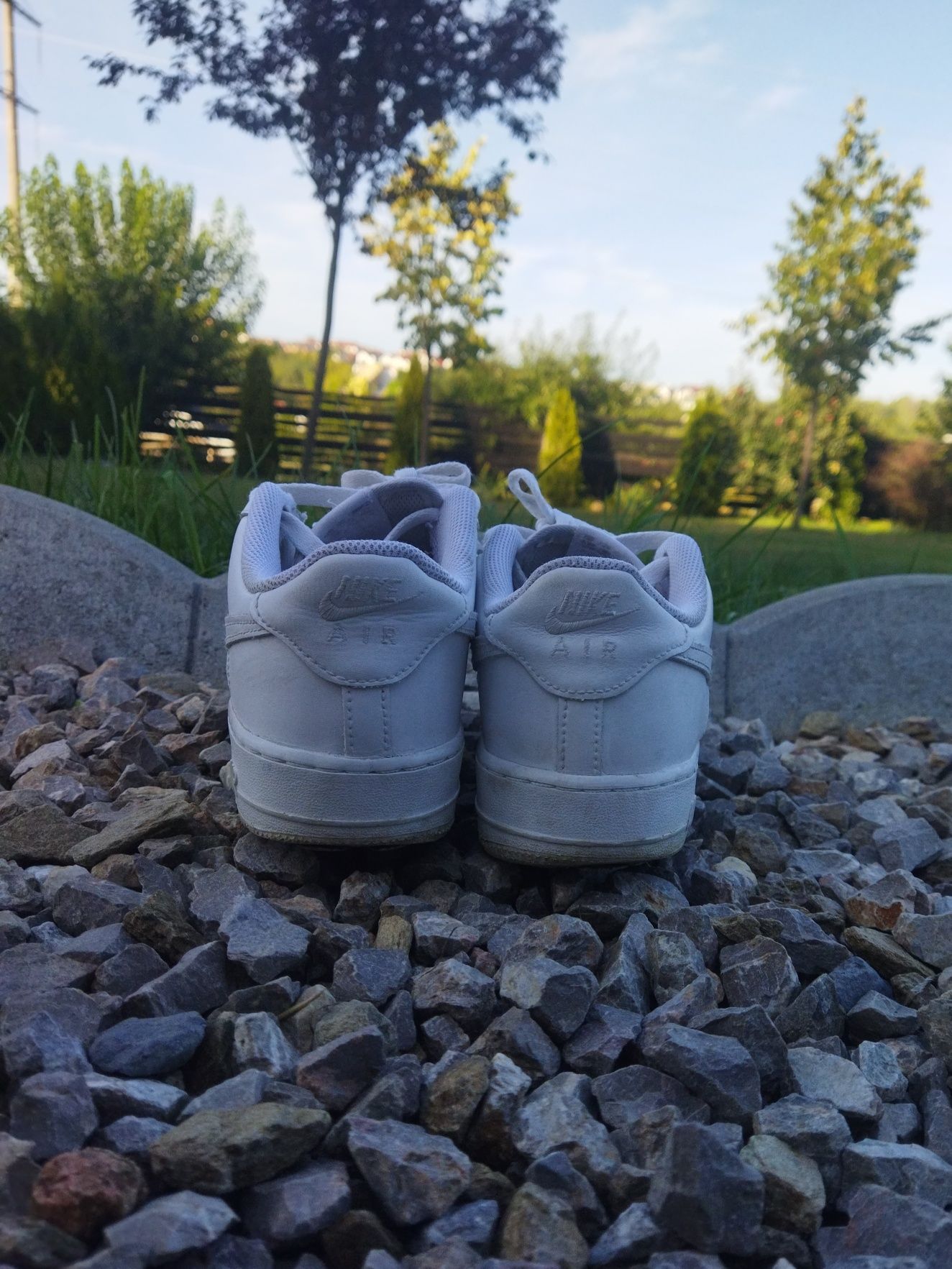 Nike Air Force 1 Triple White