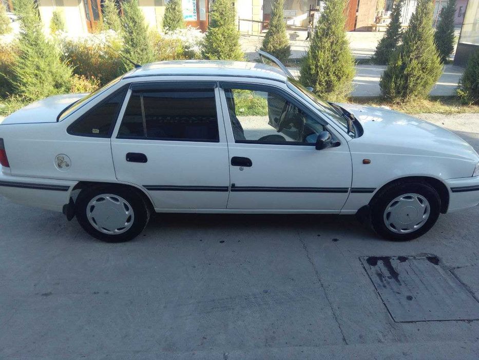 Neksiya 1 sotiladi 1999 yil