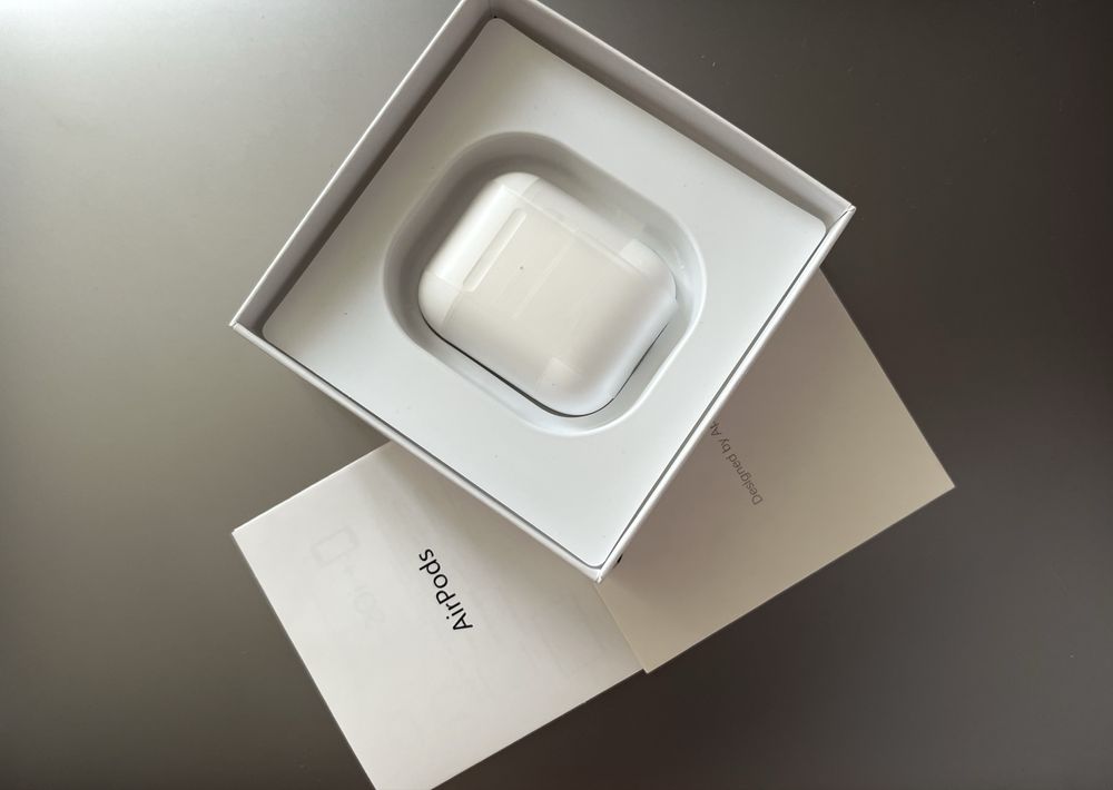 Слушалки AirPods 2