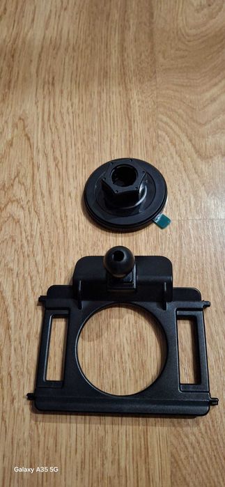 Suport telefon magnetic, dedicat VW passat B8. Nou