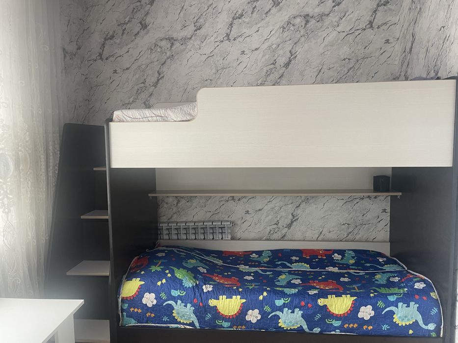 Продам 2 ярусную кровать