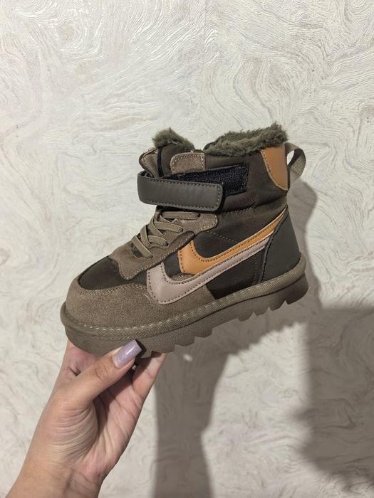 Продам зимние сапоги