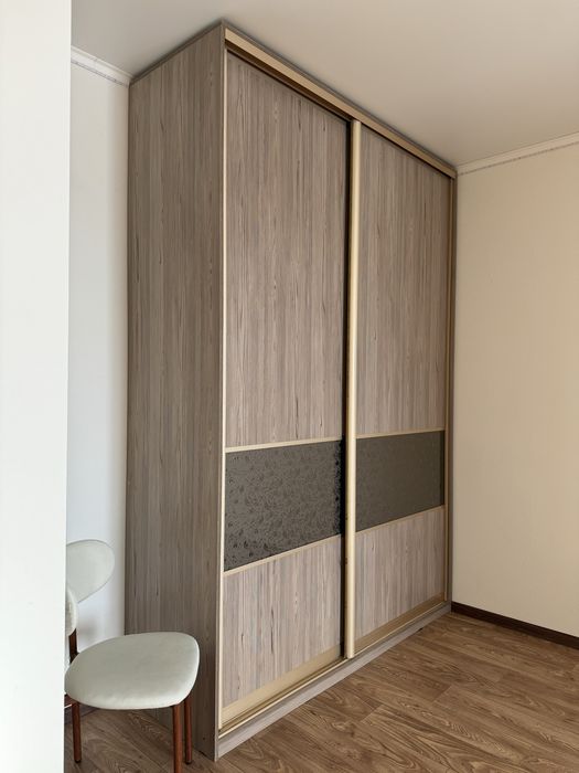 Продам шкаф-купе