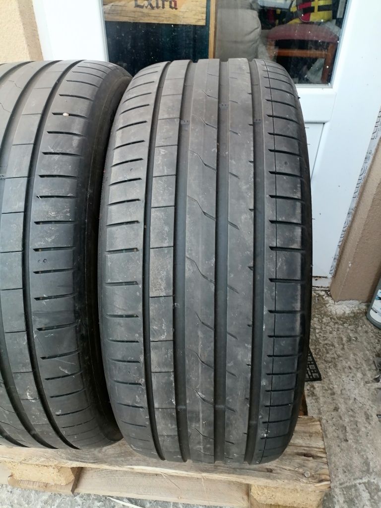 245 45  R 19 Hankook ДОТ 0123