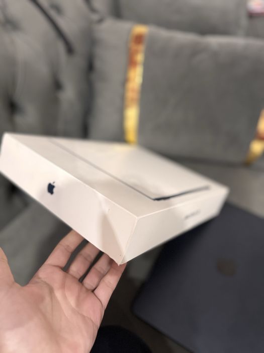 Macbook Air 13 M2  16  Ram / 256 gb