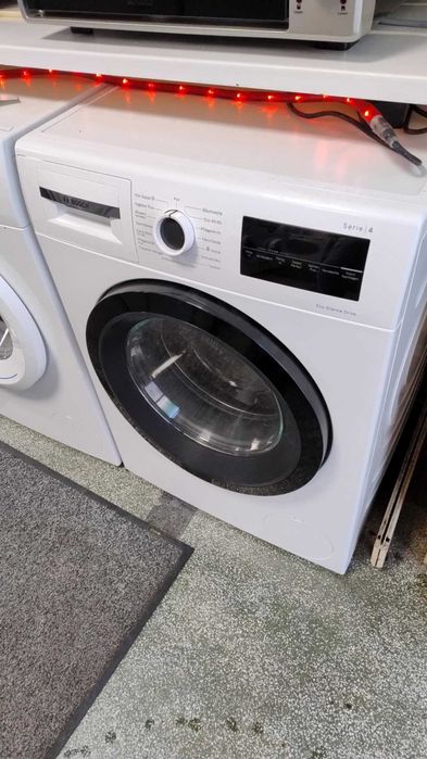 A+++ Пералня машина Bosch-Бош 8 кг 1400 об/мин Series 4 Iron Assist