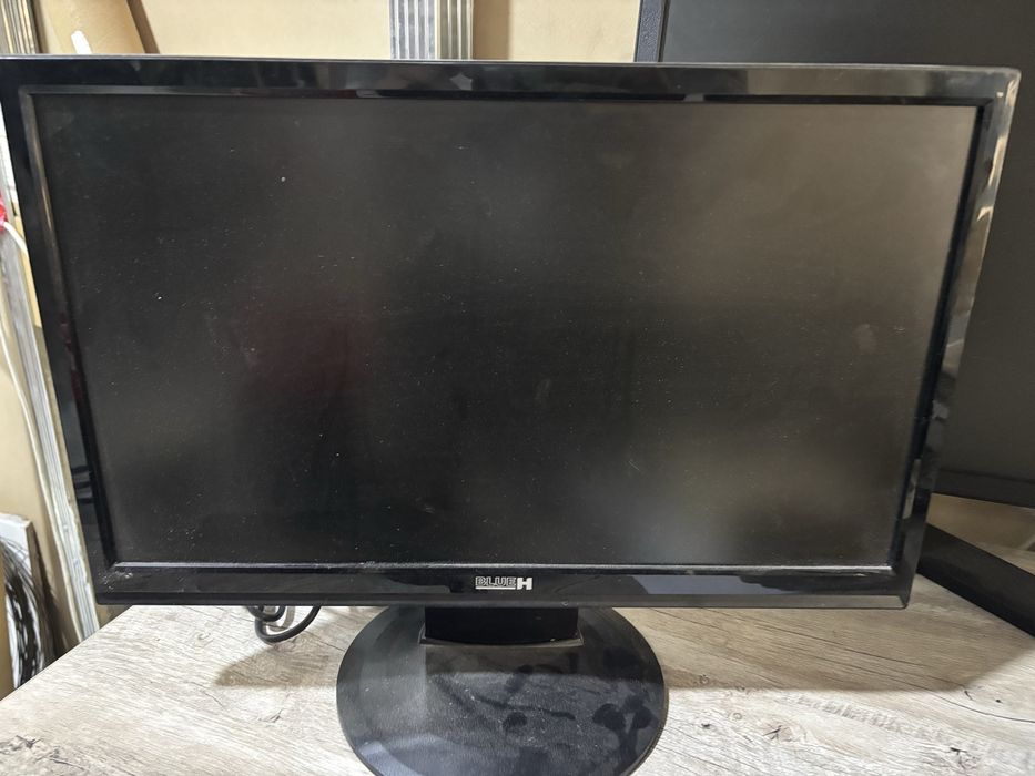 Monitor LG ofisniy
