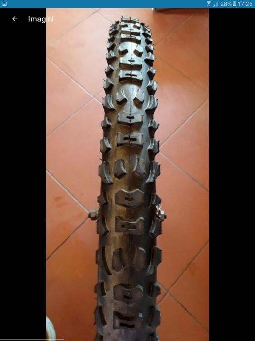 2 BUCĂȚI ANVELOPE 24 x 2,10 cu camere pentru bicicleta - NOI - 100 Lei