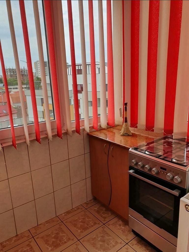 Apartament 3 camere lux zona centrala regim hotelier Oradea