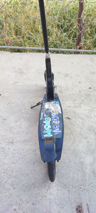 Самокат железный