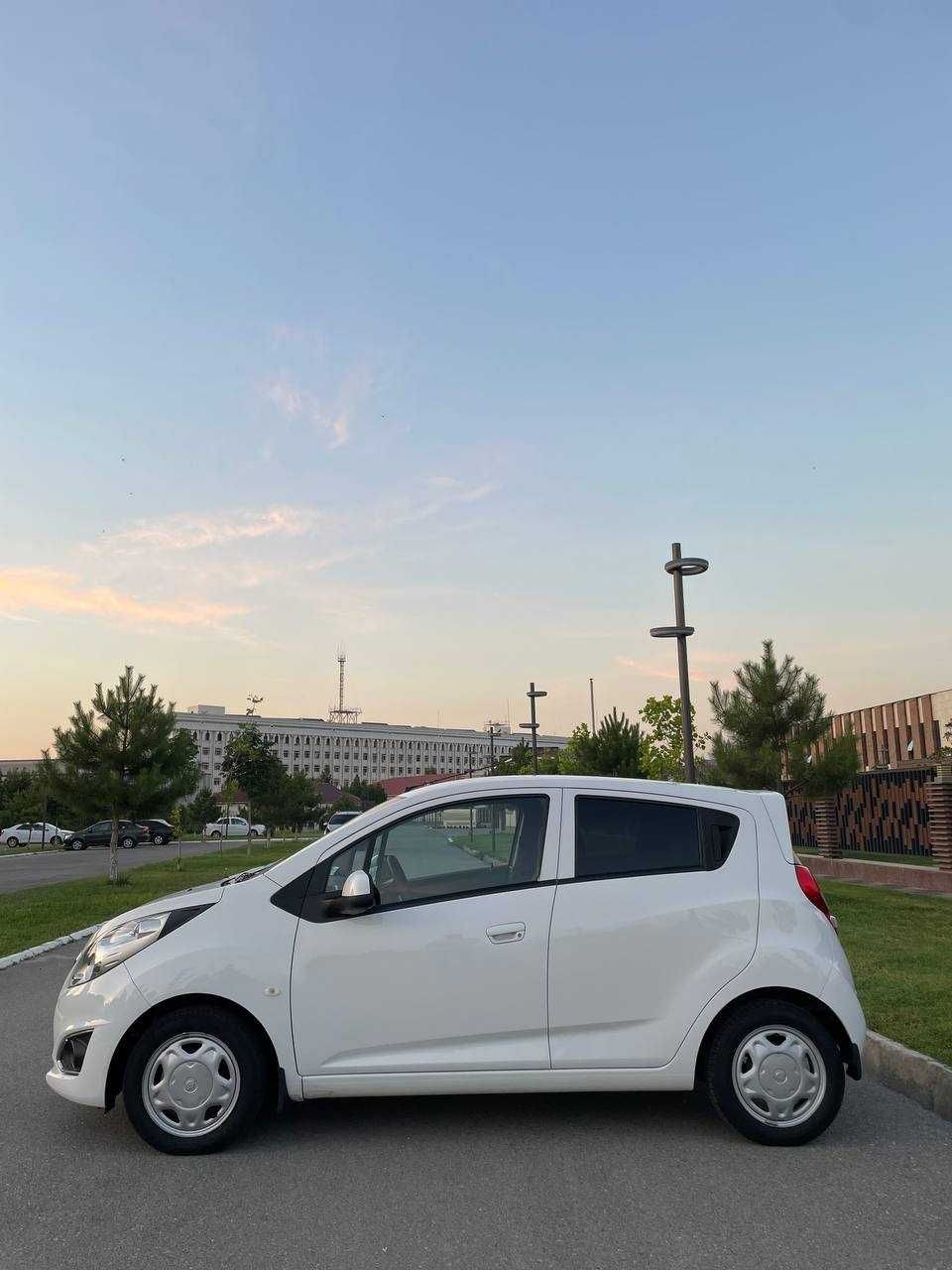 Spark Автомат 3 позиция. 2020 йил. 40 500 км юрган.