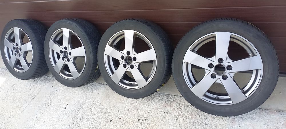 Jante aliaj Dezent 5x100 R15 6J ET38 VW Polo Golf Bora Skoda Fabia Aud