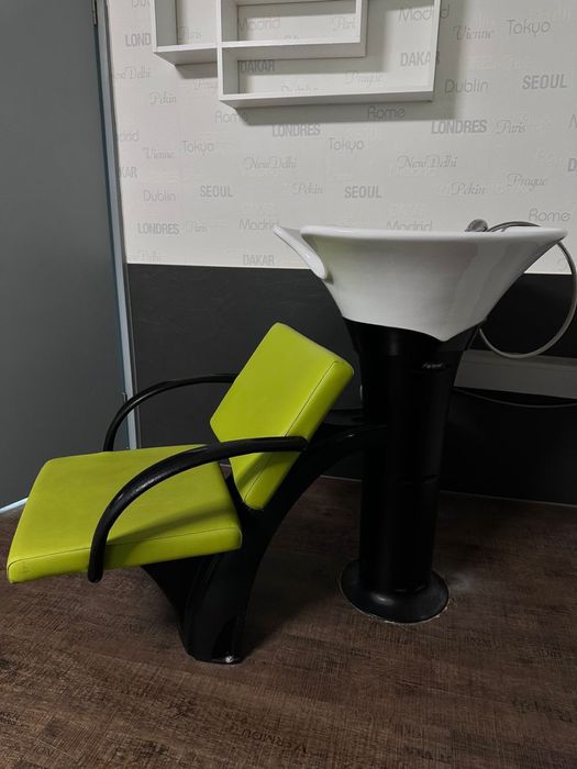 Фризьорски посудия