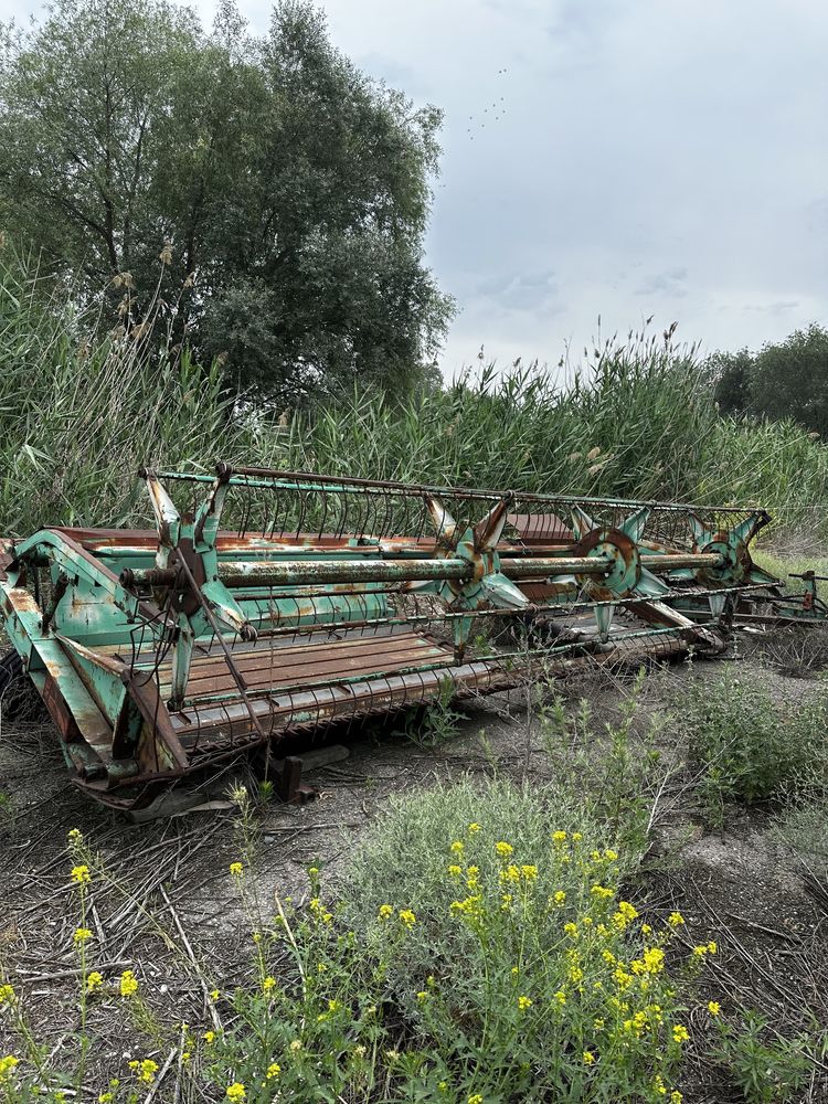 Продам жатку косилку