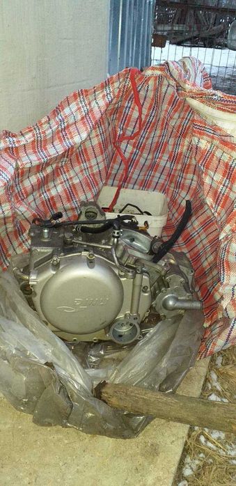 Vând ATV dinli Godzilla 450 cc+ un motor pentru piese