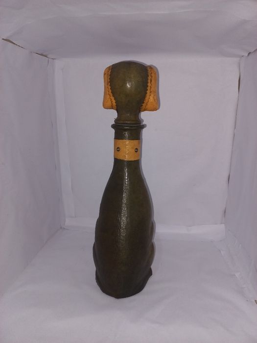 Decantor Vintage Empoli , Sticla in piele ,formă de Câine