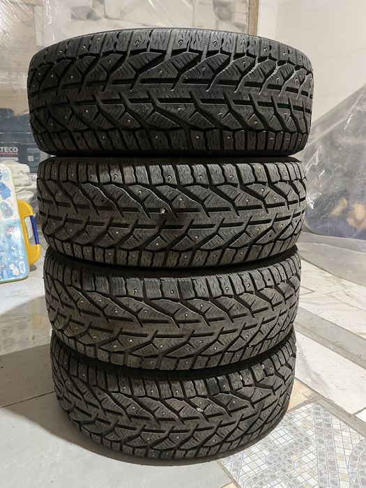 Зимние шины Tigar Ice R16