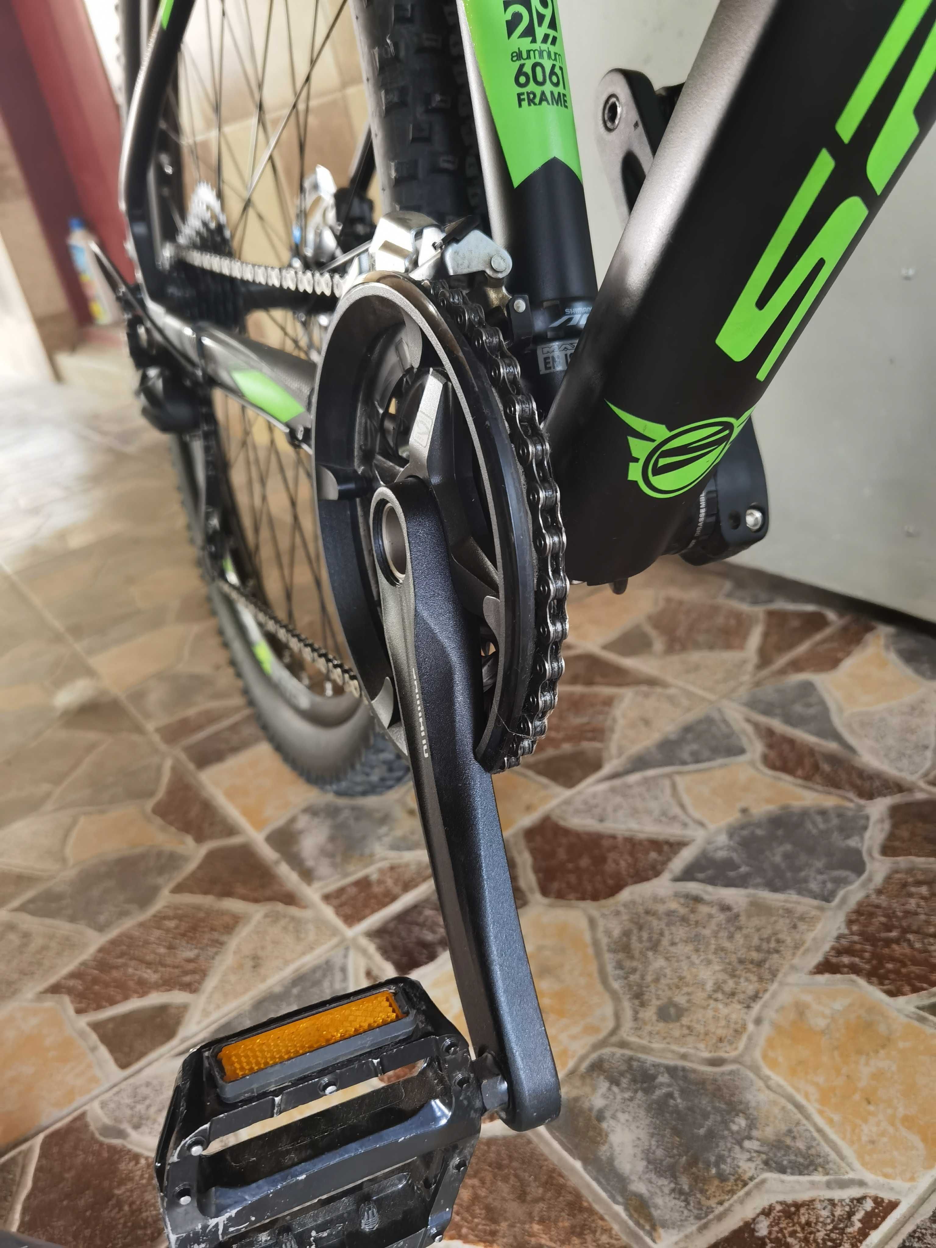 Bicicleta MTB Sprint Apolon 29 Negru Mat/Verde Neon 520mm