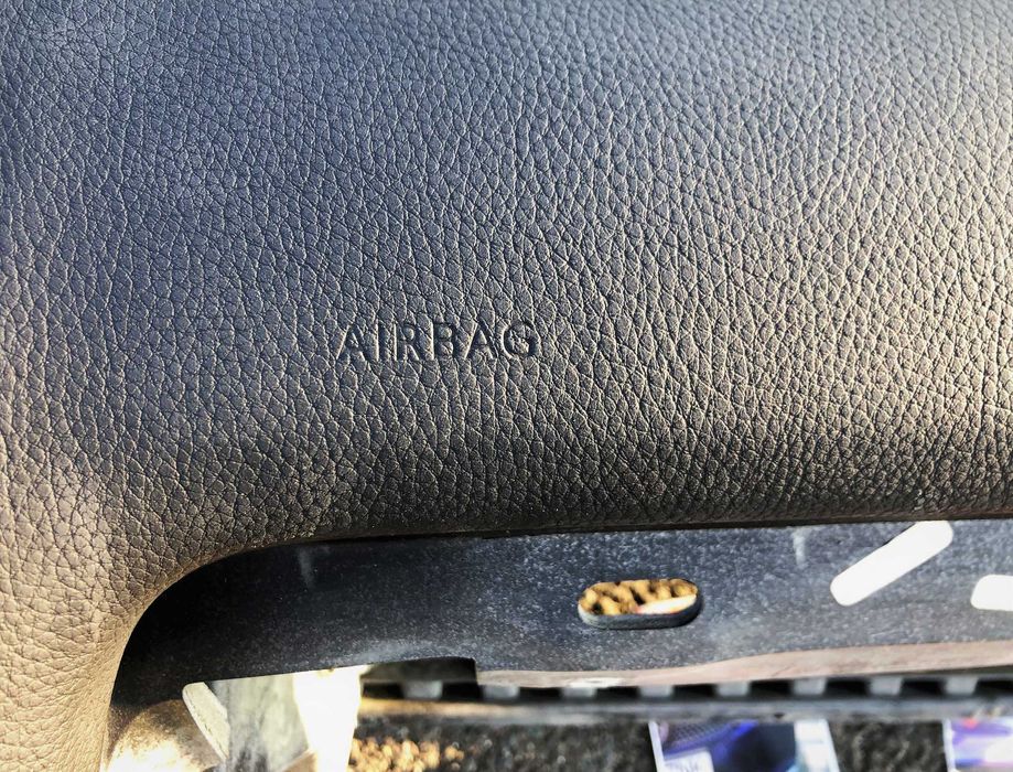 Volkswagen golf 6 VI pt orice model VW kit airbag  plansa bord centuri
