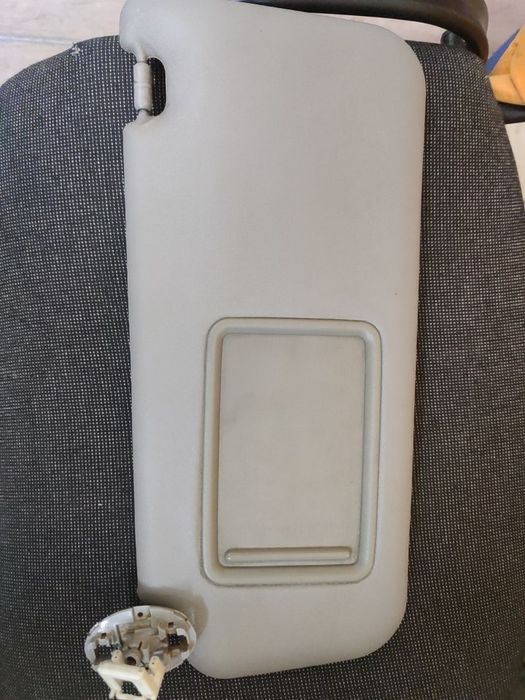 Сенник тойота рав 4