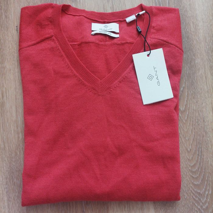 Khujo/Gant/Celio суичер ,пуловери  М размер