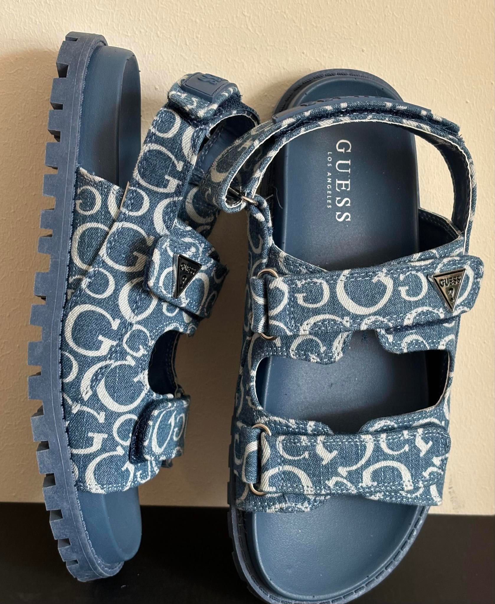 Дамски сандали Guess