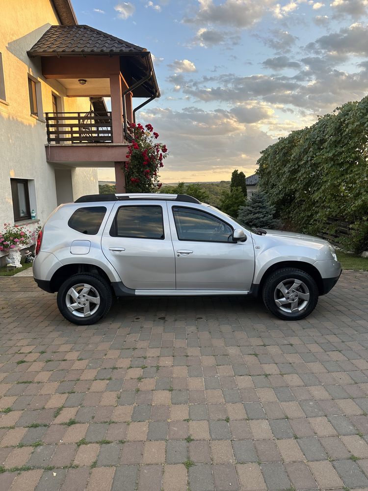 Duster 1.6 benzina si GPL din fabrica•2012•4x2