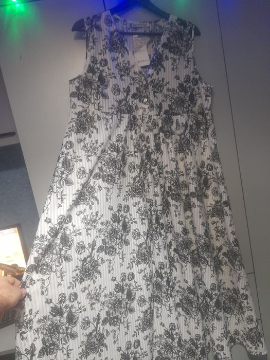 Продаёться летний Весенний сарафан платье