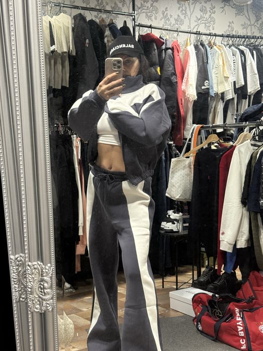 Дамски сет от две части