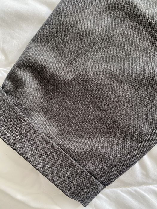 Сив дамски костюм Sandro