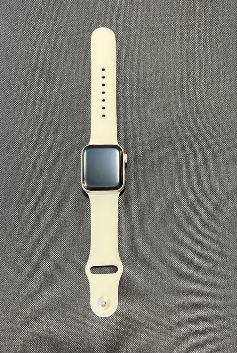 Apple Watch SE 2024 (40 mm, GPS + Cellular)