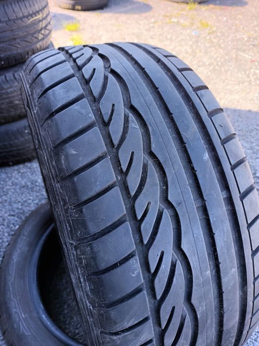 Продавам 2бр летни гуми 205 50 R 15 DUNLOP ДОТ 1109