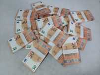 Money prop euro. recuzita petrecere