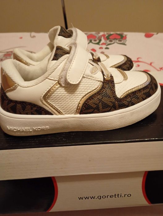 Adidași de copii Michel kors nr.26